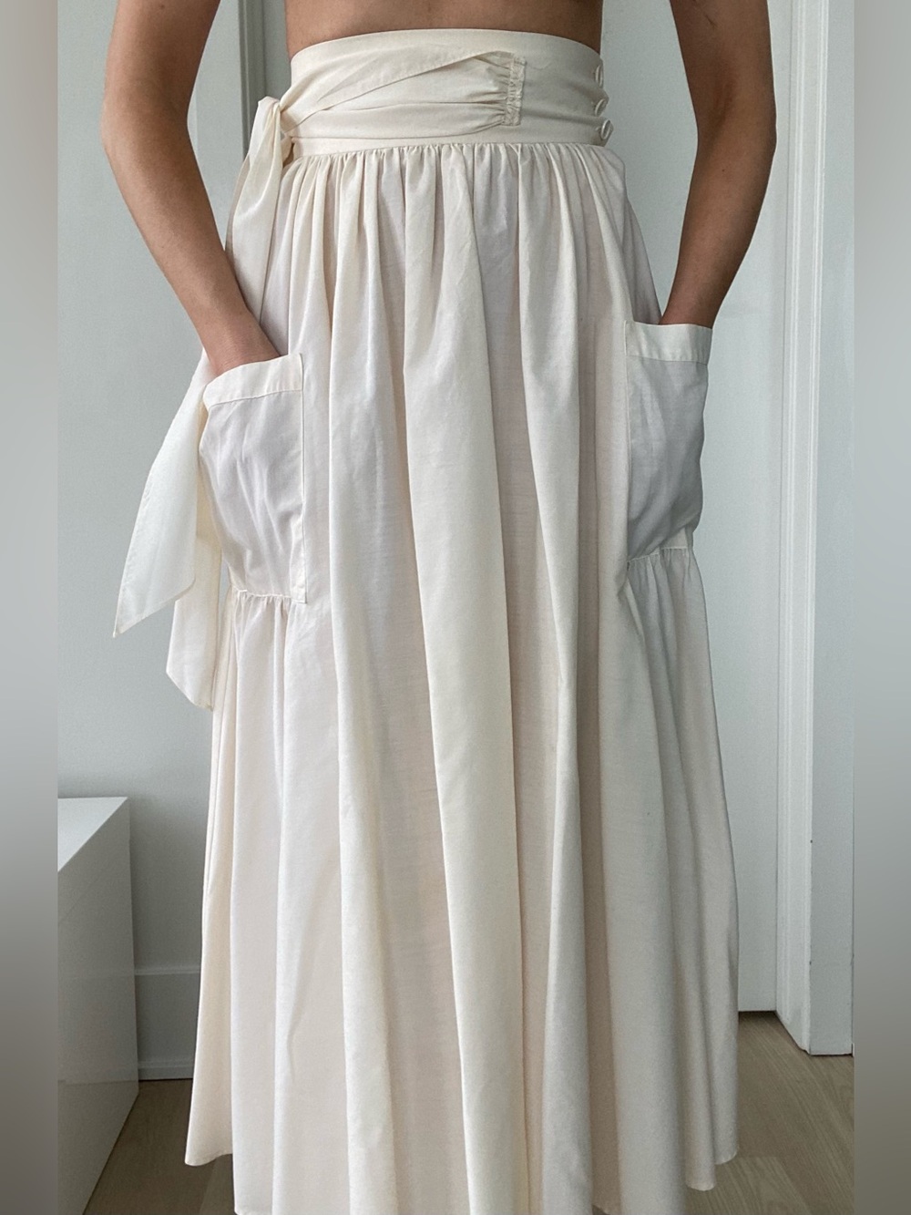 Lagen Look unlabelled 100% Cotton 2 piece cream colour top and skirt size S & L - Picture 2 of 10